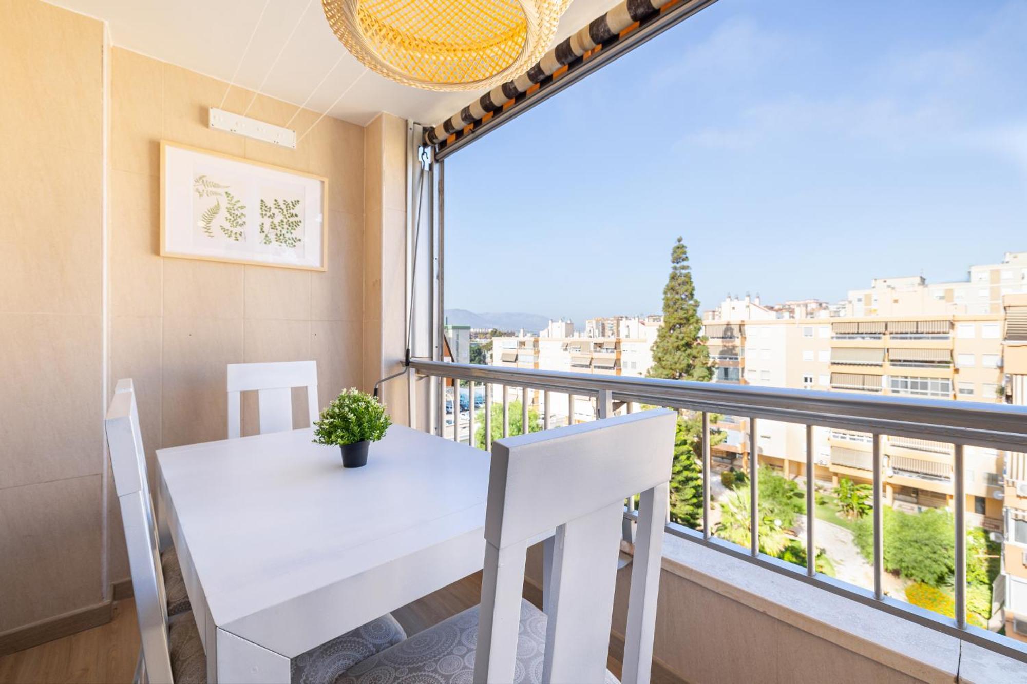 Holidays2Malaga Los Guindos 500 Mts From Beach And Promenade Eksteriør bilde